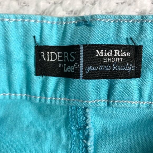 Riders by Lee light teal shorts, like new, size 10. Mid rise short. - Picture 4 of 6